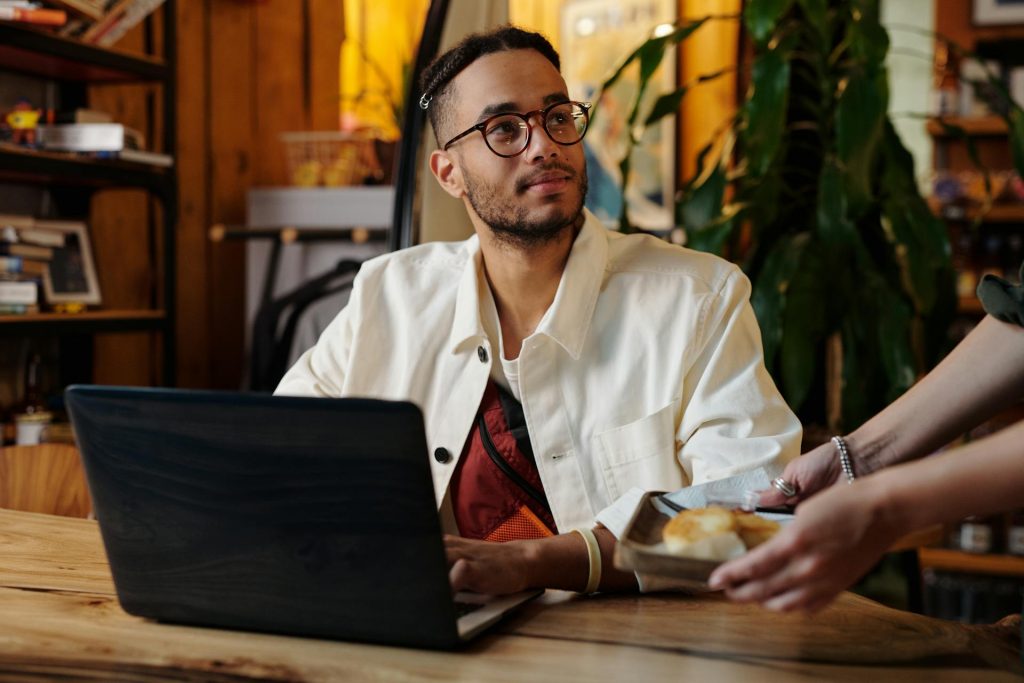 Scott Sery the ghostwriter and blogger, talks about a blogging business